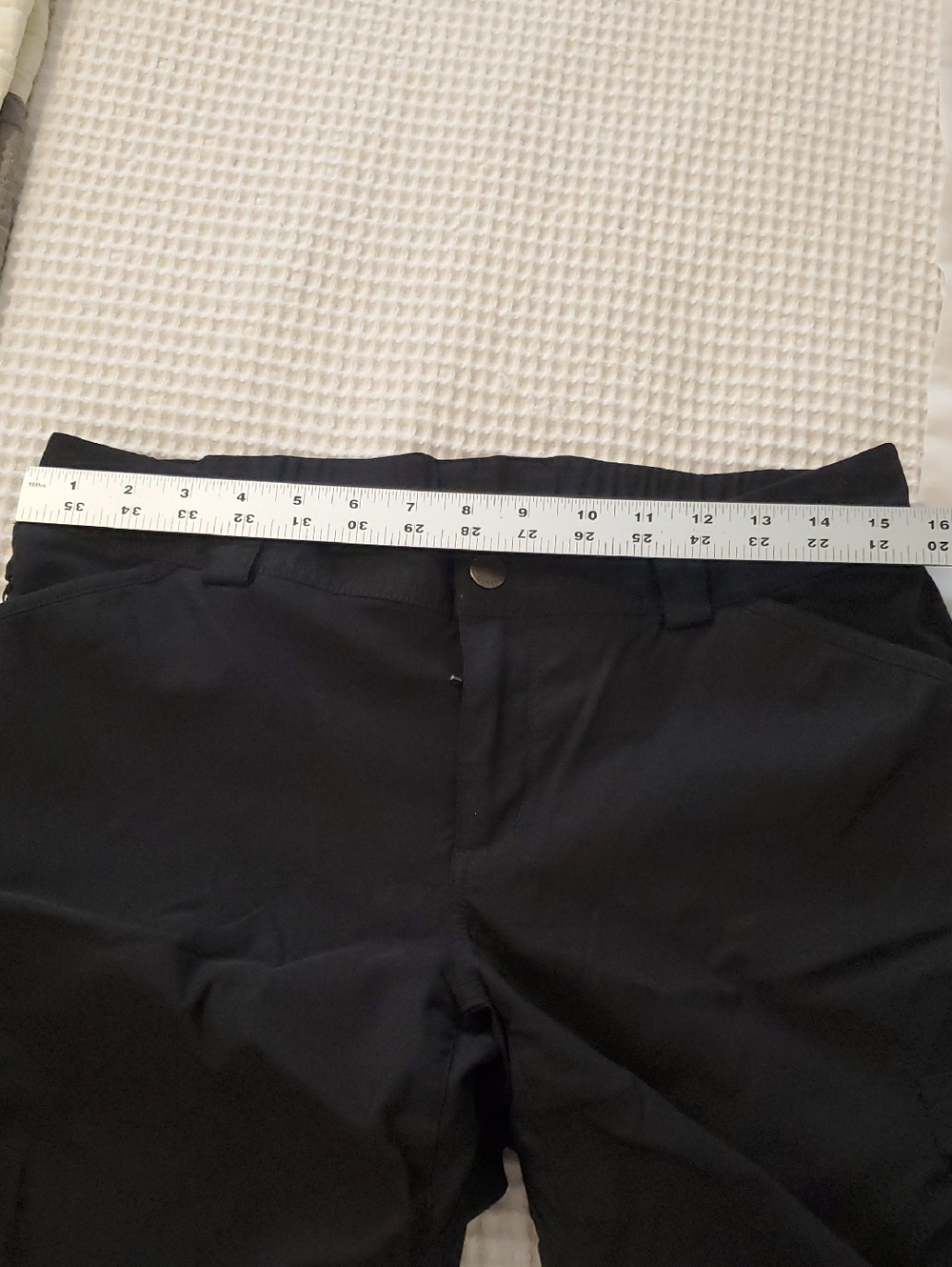 Duluth Trading Cargo Shorts Size 10 - Picture 7 of 8